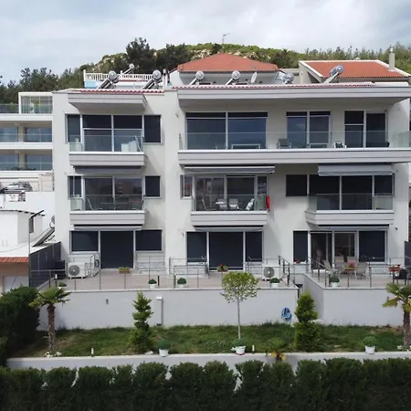 Lili'S & Maxi'S Apartments Néa Péramos Exterior photo